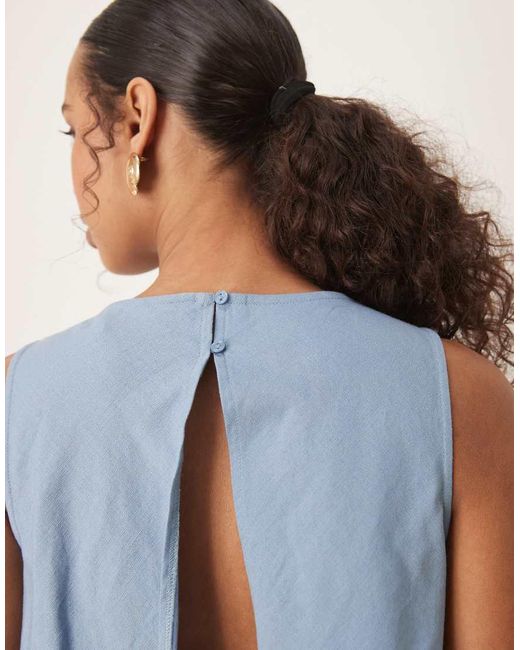 Mono Largo Azul Denim De Doble Capa Con Abertura En La Espalda De ASOS de color Blue