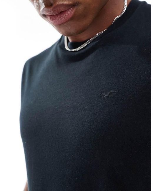 Hollister Blue Icon Motif Detail Fitted T-shirt for men