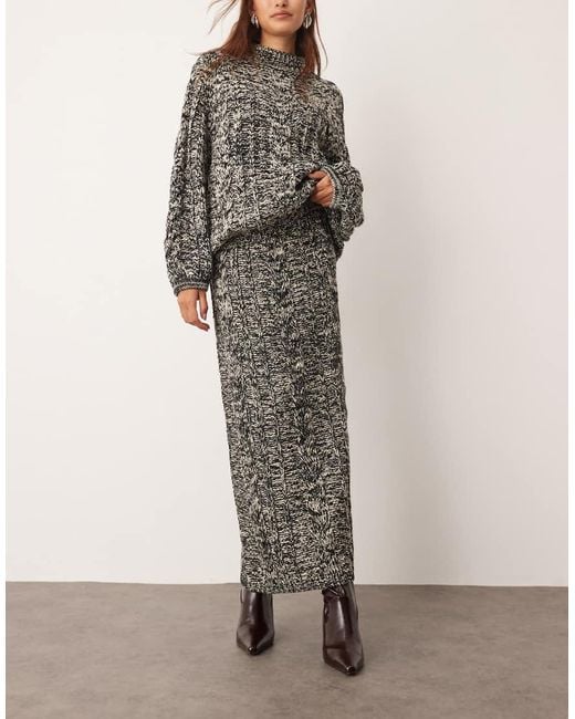 ARRANGE Gray Cable Knit Column Midi Skirt In Mono-black