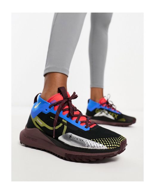 React pegasus trail 4 gore-tex - sneakers nere e mix di colori primari di Nike in Gray