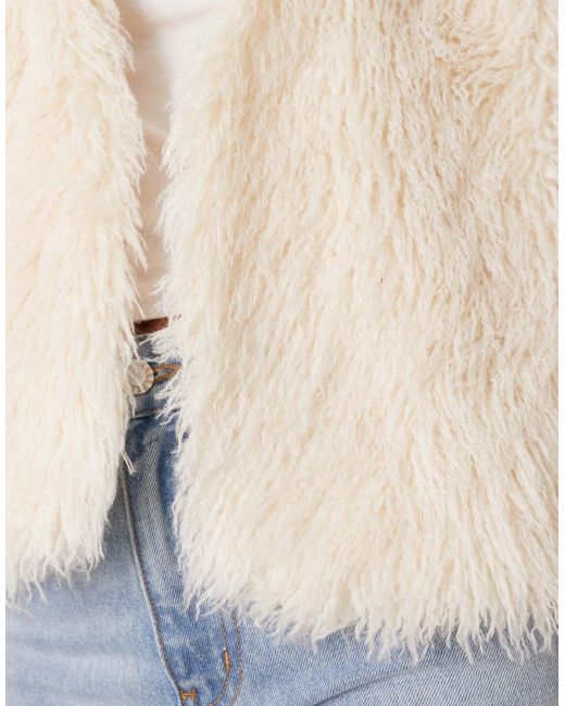 Threadbare White – kunstpelzweste