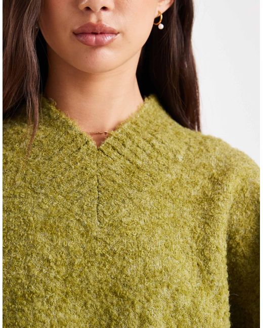 ASOS Green – longline-pullover aus bouclé