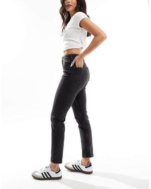 Stradivarius Blue 1465 Slim-fit Mom Jeans