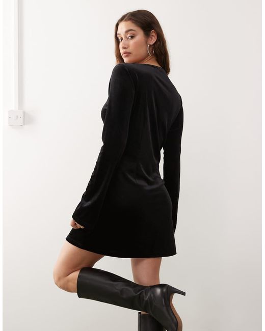 Monki Black Long Sleeve Velvet Mini Dress