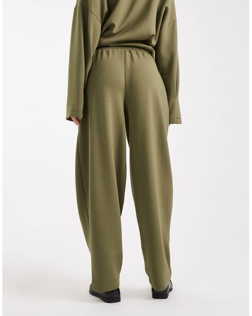 ASOS Green Supersoft Cupro Barrel Leg jogger Wit Seam Details