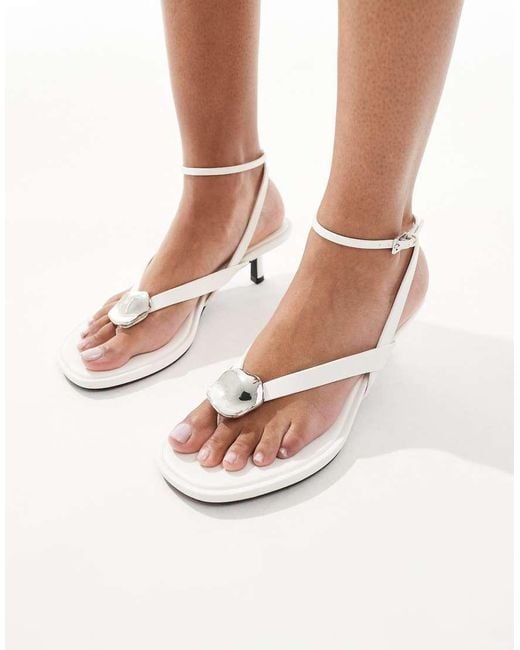 Bershka Natural Metal Detail Heeled Flip Flops
