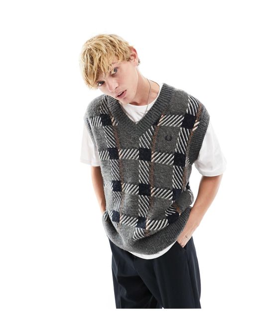 Fred Perry Gray Knitted Check Vest for men