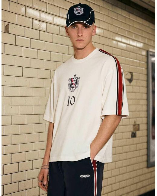 Bershka Recht Oversized T-Shirt Met Engeland Voetbal in het Natural voor heren