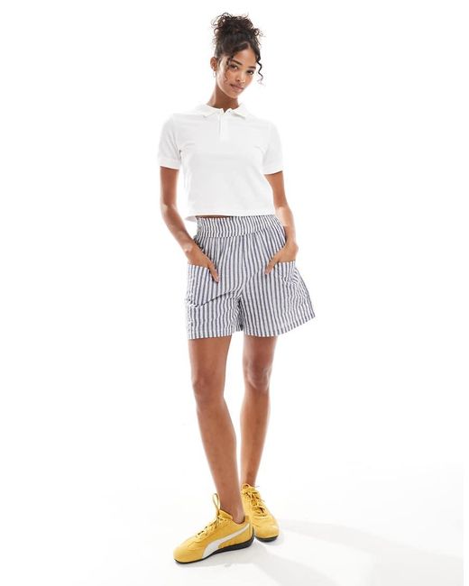 Str di Stradivarius in White