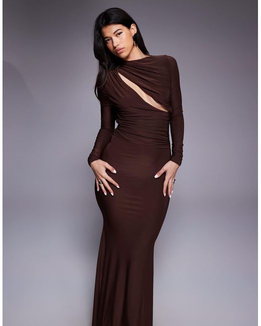 Robe longue drapée à col montant et manches longues avec fente à l'avant - chocolat ASOS en coloris Purple