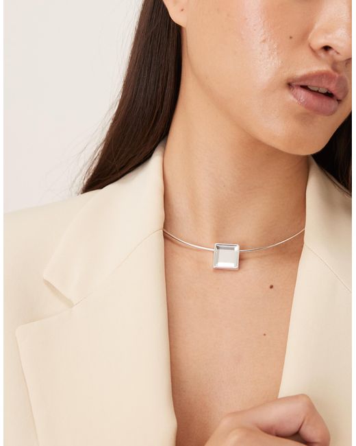 Collier ras Mango en coloris Brown