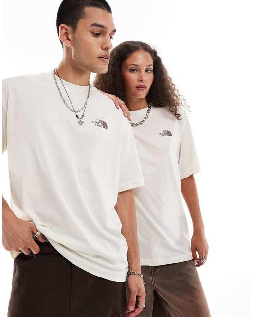 Camiseta Extragrande Con Estampado En La Espalda Half Dome De The North Face de color White