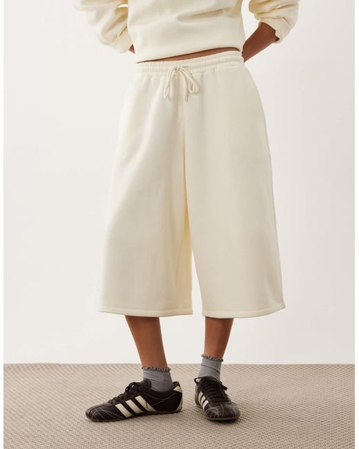 Short ASOS en coloris Natural