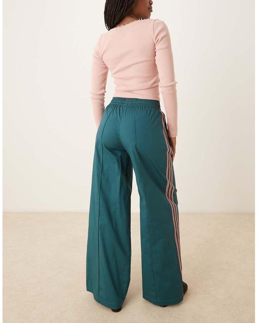 Adidas Originals Gehaakte Trainingsbroek Met Streep in het Blue