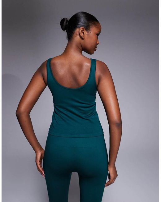 4505 Blue Seamless V Neck Vest With Inner Bra