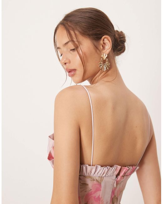 ASOS Pink – strukturiertes minikleid mit lebendigem, abstraktem muster, nahtdetail an der brust und flügelärmeln