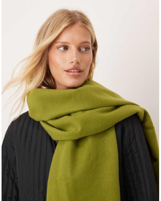 Bufanda Con Flecos De Tejido Muy Suave De ASOS de color Green