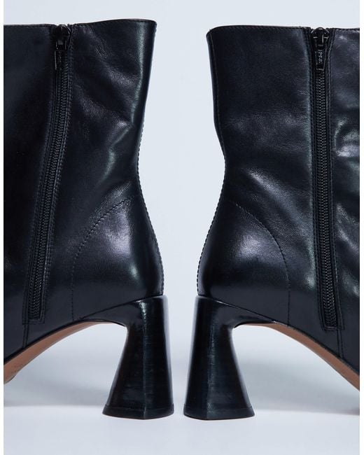 TOPSHOP Blue Star Premium Leather Round Toe Block Heel Boots
