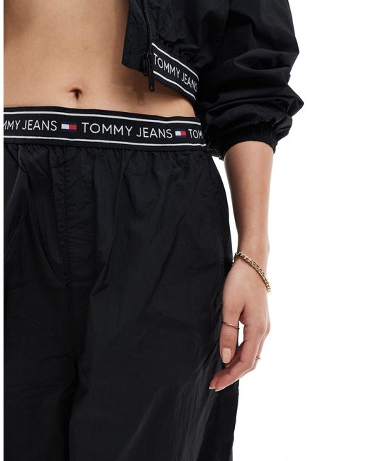 Pantaloni sportivi neri larghi con fascia di Tommy Hilfiger in Black