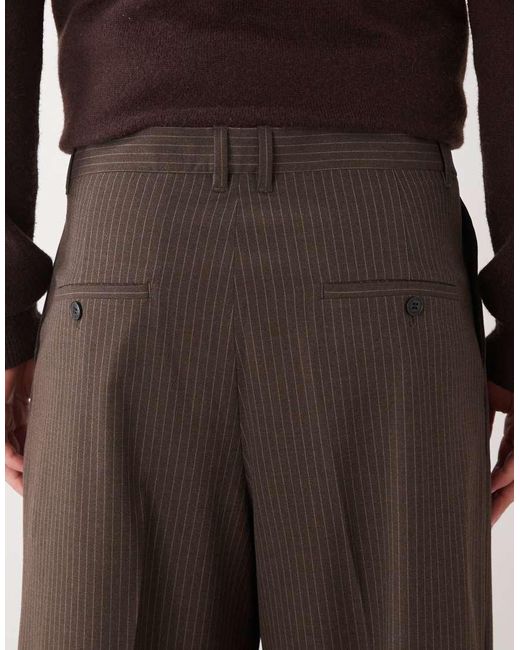Pantaloni Sartoriali Oversize Gessato di Weekday in Brown da Uomo