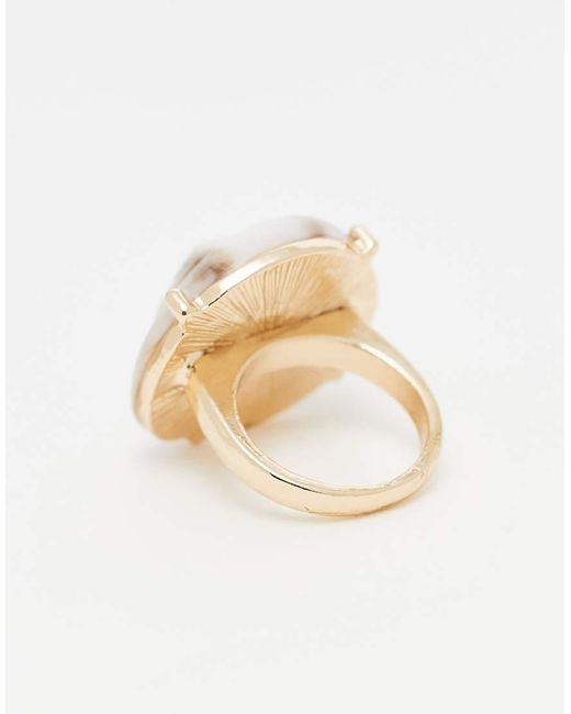 ASOS Ring Met Schelp Van Hars in het White