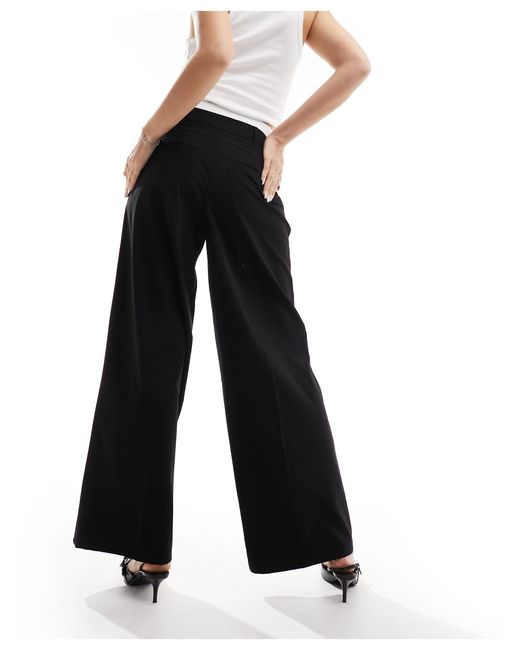 Pantalon large ajusté avec taille style caleçon Bershka en coloris Black