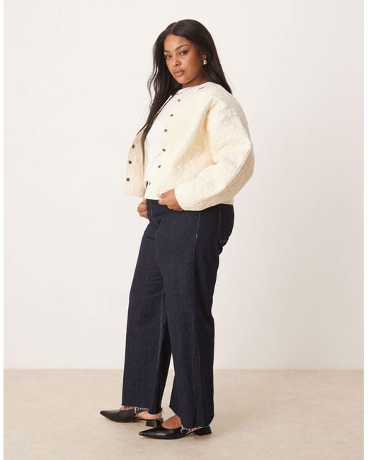 Asos design curve - veste matelassée à manches cocon - crème ASOS en coloris Natural