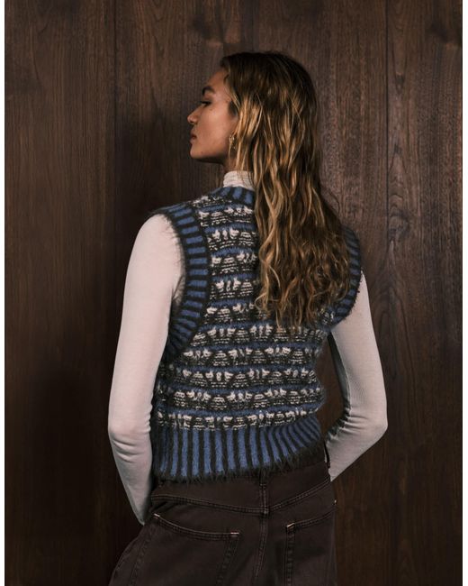 Object Black Stripe Patterned Knitted Vest