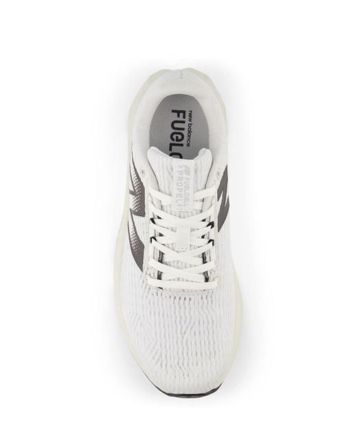 New Balance White – fuelcell propel v5 – sneaker