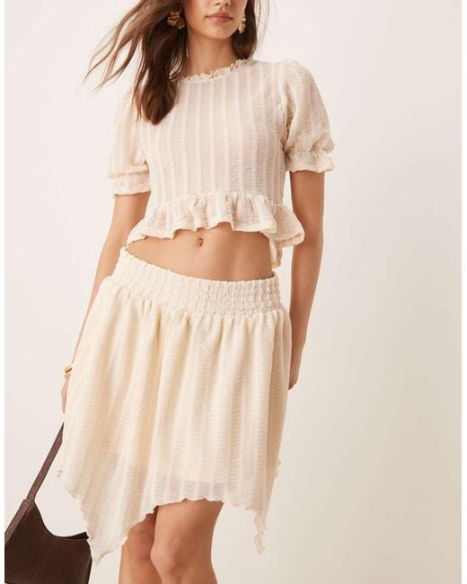 ASOS Mini Rok Met Textuur En Ruches in het Natural