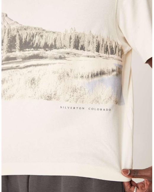 T-Shirt A Maniche Corte Con Grafica Stampata Sul Retro di Abercrombie & Fitch in Natural da Uomo