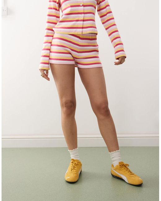 Reclaimed (vintage) Pink – hotpants mit en streifen, kombiteil