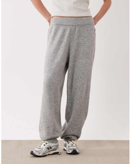 Calvin Klein Gray Lounge Slim-Leg Plush-Terry Jogging Bottoms