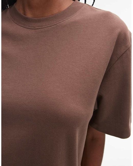 Vestito T-Shirt A Maniche Corte Premium Oversize Cioccolato di TOPSHOP in Brown