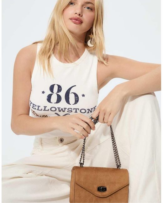 Stradivarius Crossbody Tas Met Textuur En Sluiting in het White