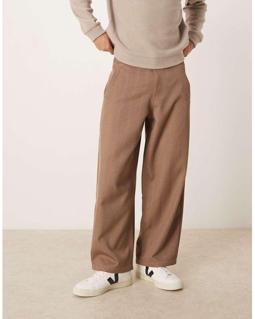 Pantalones Marrones De Pernera Barrel Con Pinzas De ASOS de hombre de color Natural