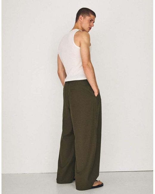 Bershka Green Barrel-leg Trousers With Darts And Belt for men