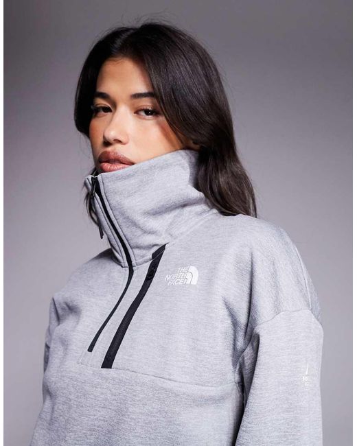 The North Face Gray Moutains Athletics Fleece Interest 1/4 Zip