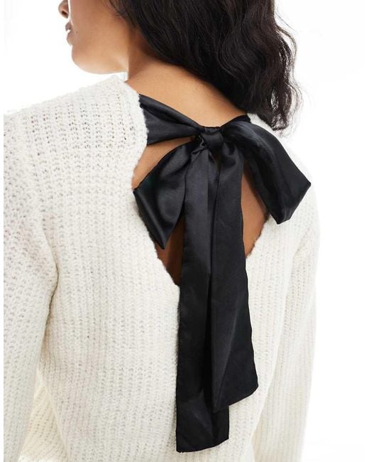 Wednesday's Girl White Bow Detail Oversized Sweater