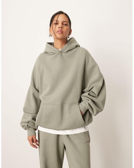 Sweat à capuche épais oversize ARRANGE en coloris Natural