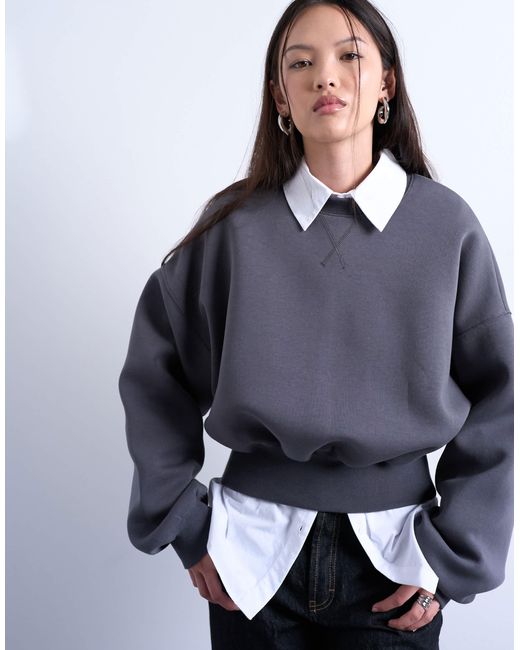 Sweat oversize cintré à la taille en imitation néoprène TOPSHOP en coloris White