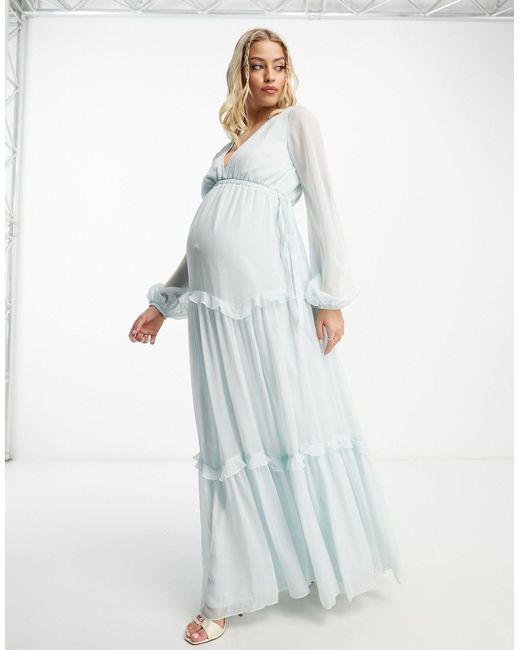 ASOS Asos Design Maternity - Exclusives - Gelaagde Maxi Skaterjurk Met Lange Mouwen, Uitgesneden Taille En Strikdetail in het White