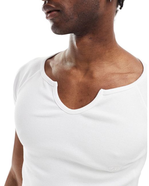 Reclaimed (vintage) White Short Sleeve Rib Notch Neck T-shirt for men