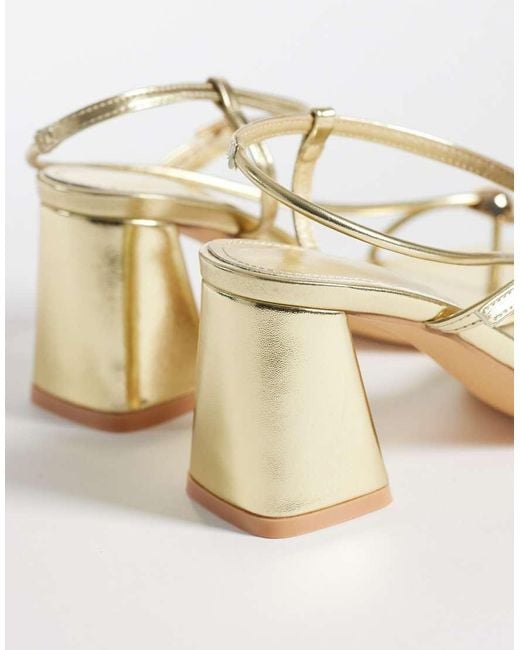 Glamorous White Block Heeled Sandals With Metal Detail