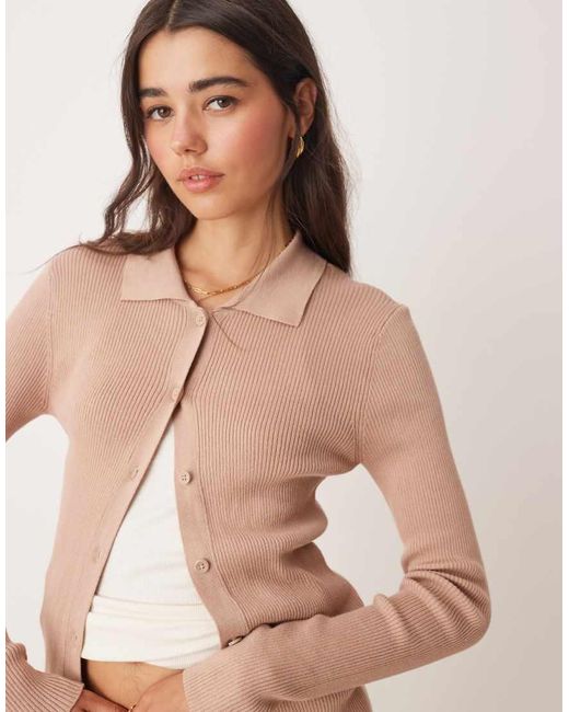 Cardigan Aderente di Miss Selfridge in Brown