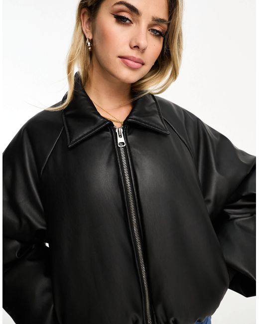 Pull&Bear Ultra Gewatteerd Cropped Dad Jack in het Black