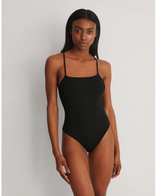 NA-KD Black Cross Back Detail Bodysuit