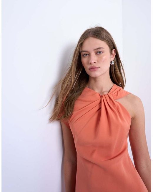 Vestito Midi Color Mandarino Con Nodo Al Collo E Maniche Asimmetriche di TOPSHOP in Red