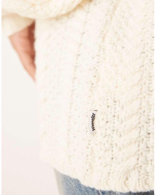 Wrangler White Wool Blend V-neck Cable Knit Jumper