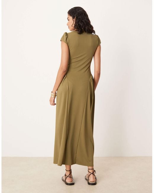 ASOS Natural – maxikleid mit eckigem ausschnitt und angeschnittenen ärmeln